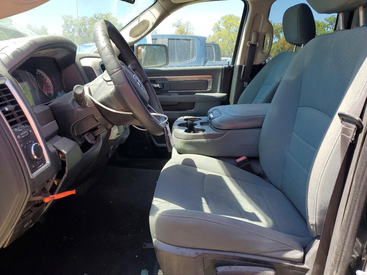 2016 Dodge RAM 1500 SLT