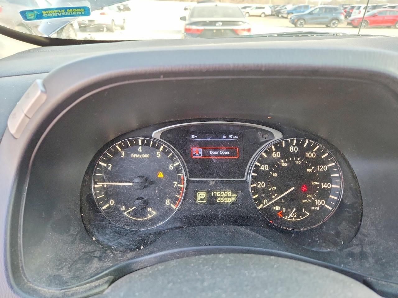 2015 Nissan Pathfinder sv