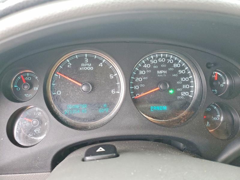 2011 Chevrolet Suburban C1500 ltz