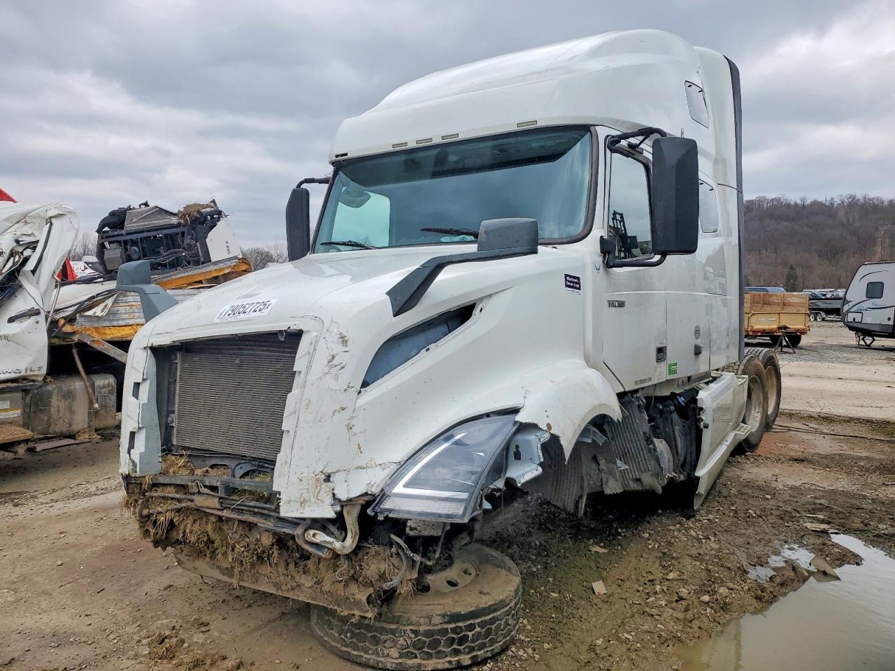 2019 Volvo VNL Semi Truck