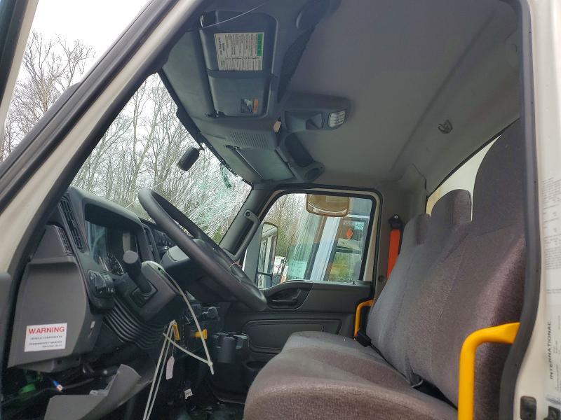 2025 International Mv607 Refrigerated box Truck