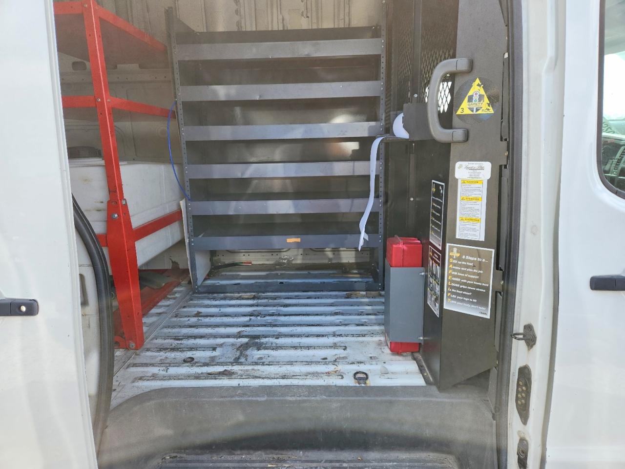 2014 Nissan NV 2500 HD S
