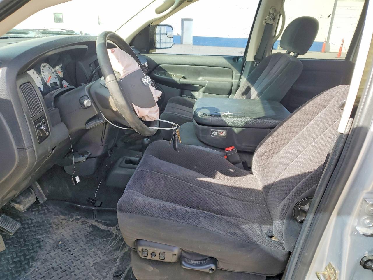 2005 Dodge RAM 2500 ST