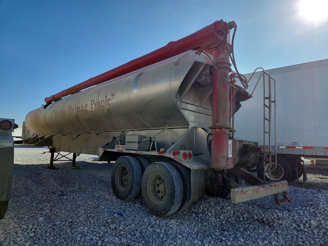 2020 Sudenga Pneumatic DRY Bulk Trailer