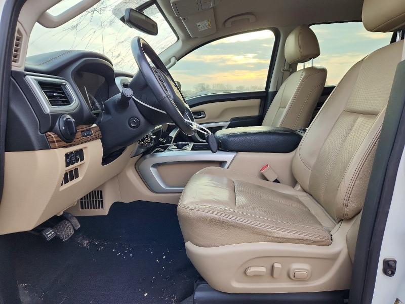 2017 Nissan Titan SL