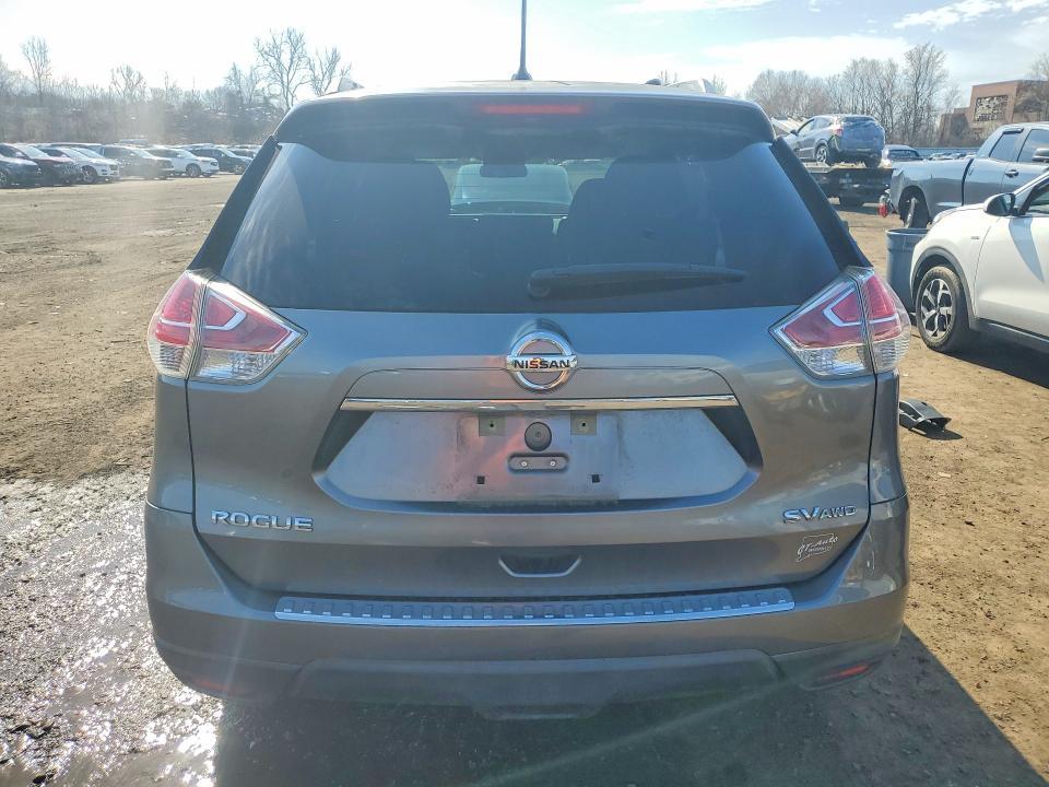 2016 Niss Rogue sv