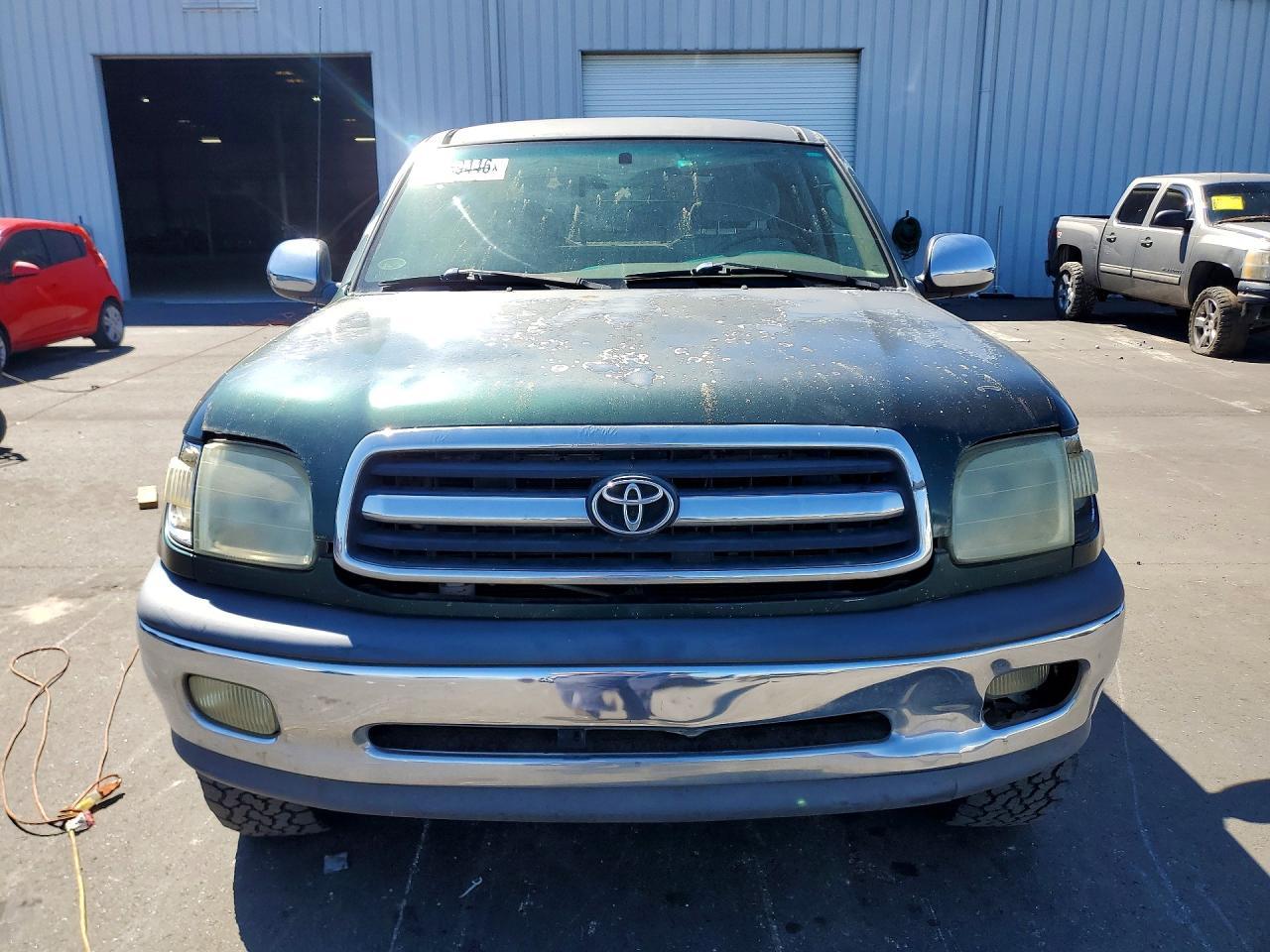 2002 Toyota Tundra SR5