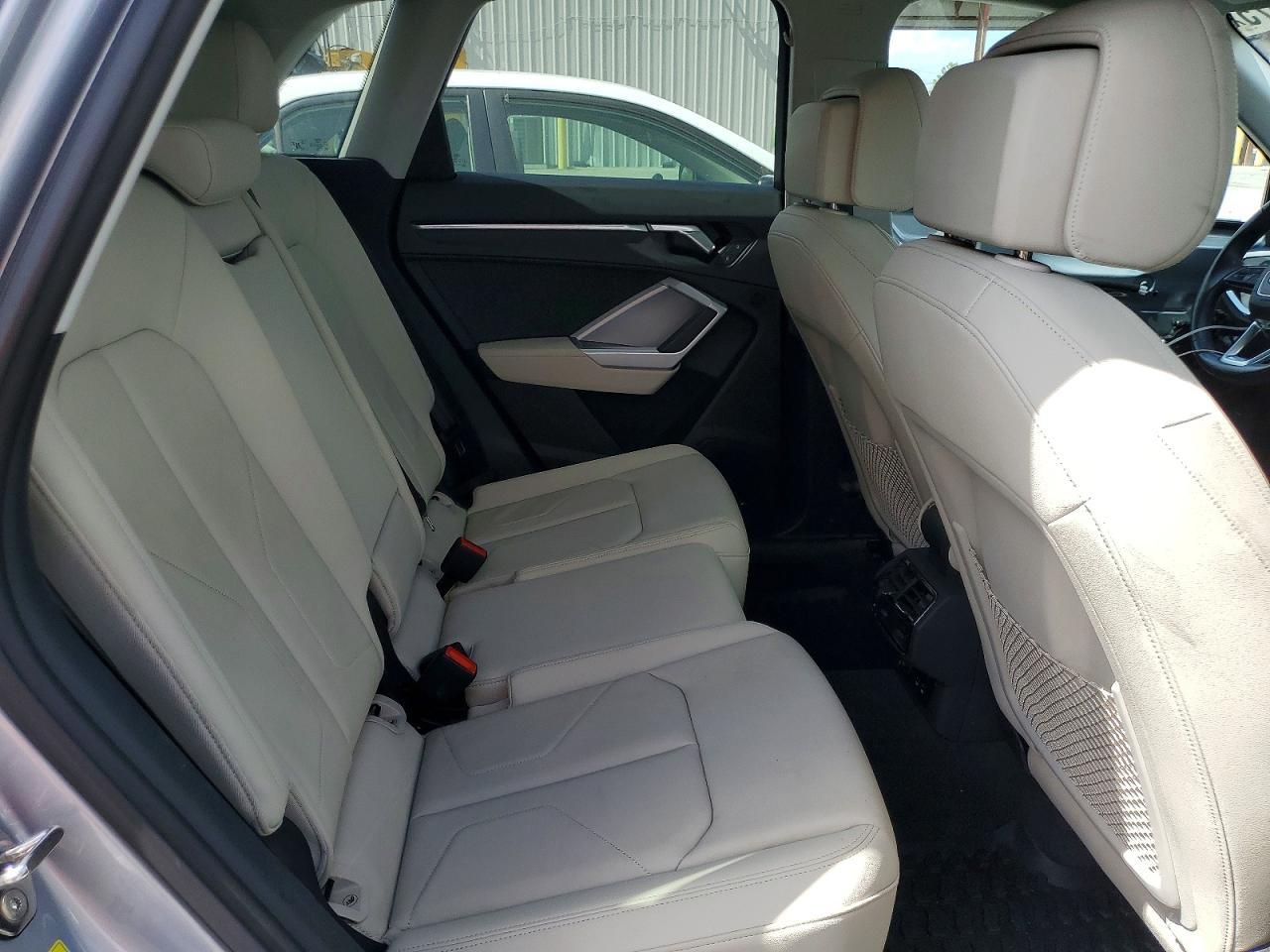 2022 Audi Q3 Premium Plus 40