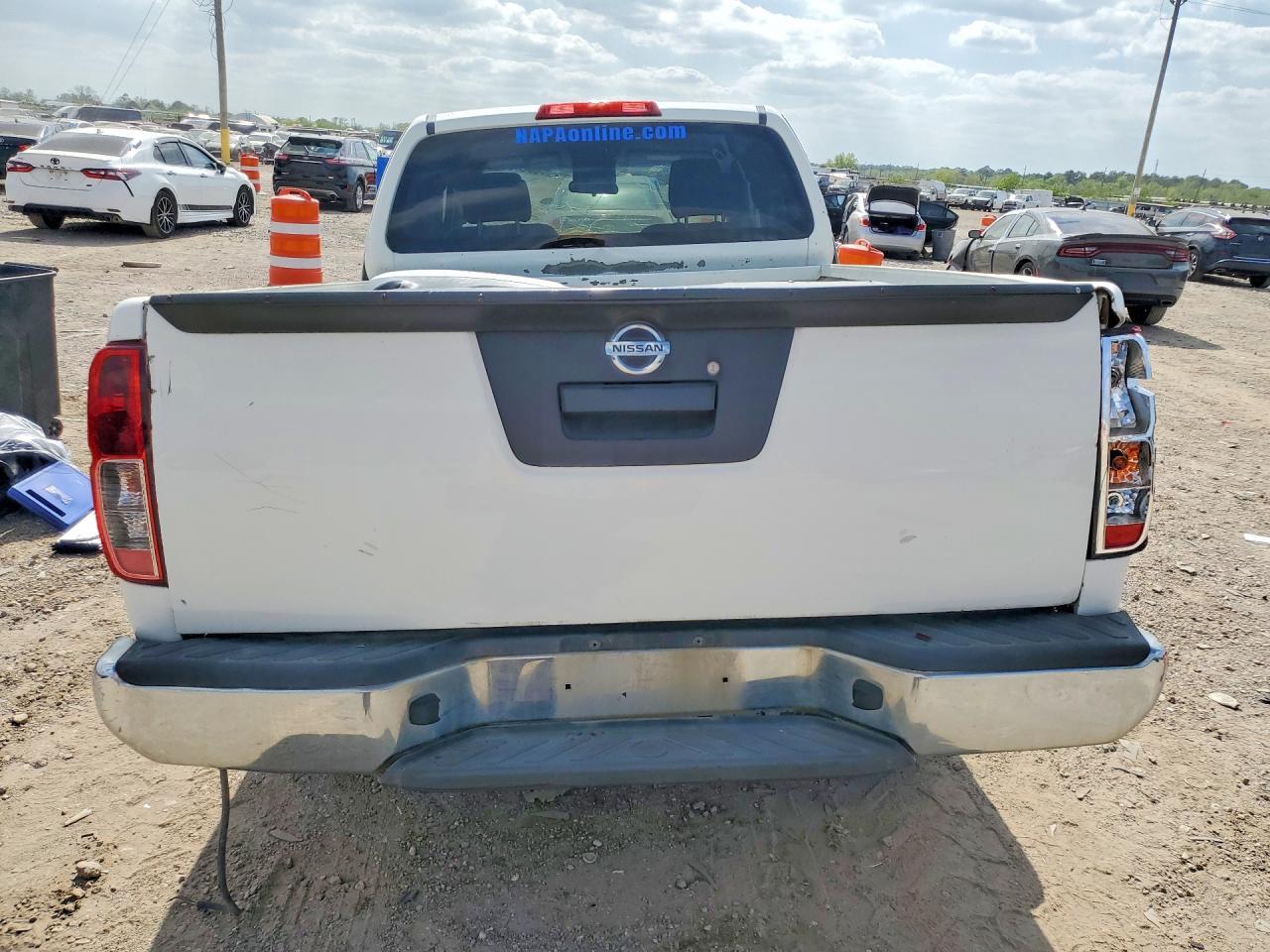 2015 Nissan Frontier S