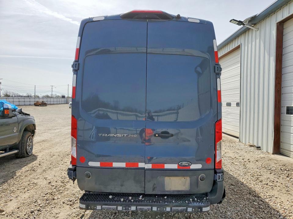 2021 Ford Transit T-250