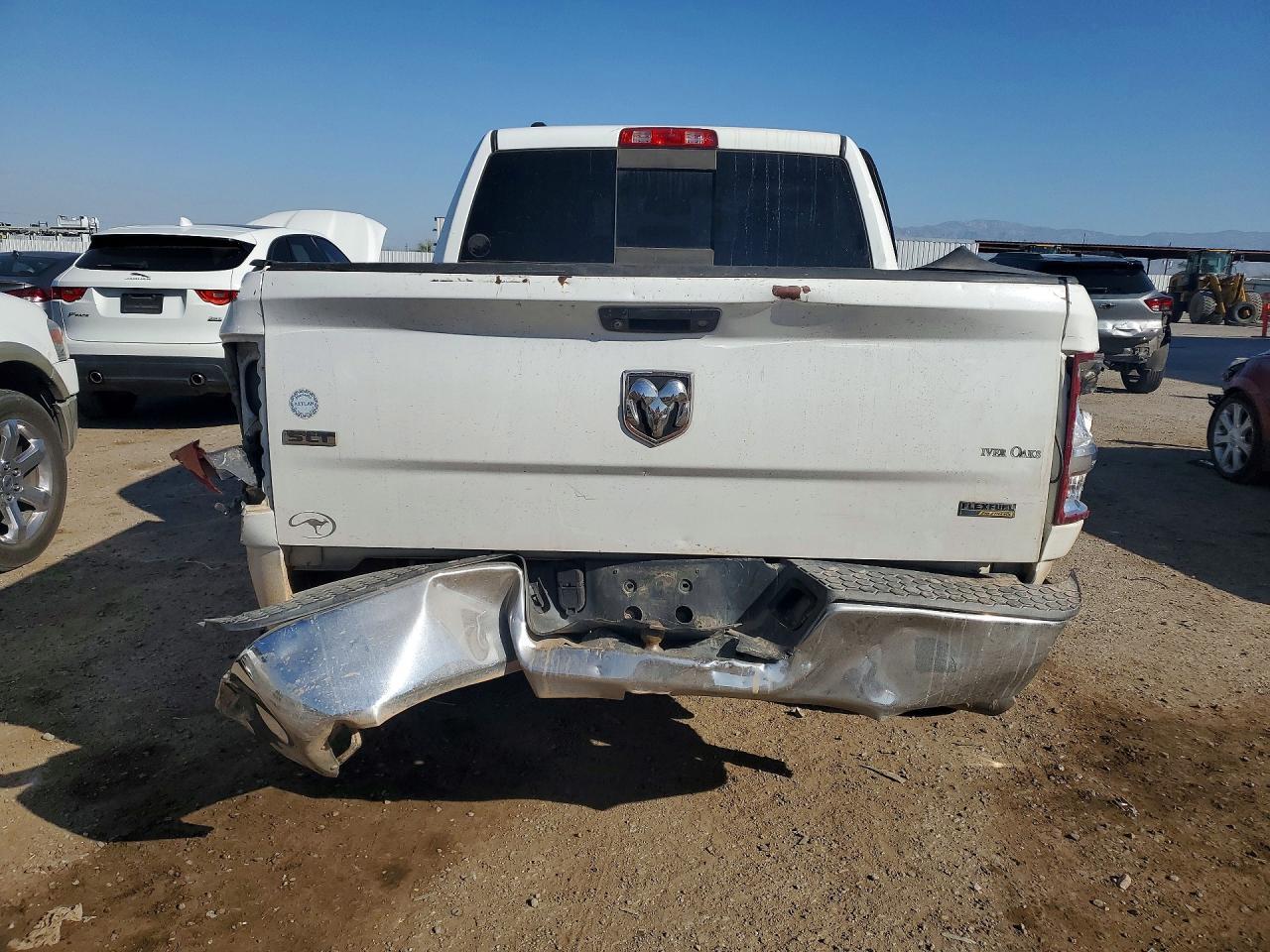 2015 Dodge RAM 1500 SLT