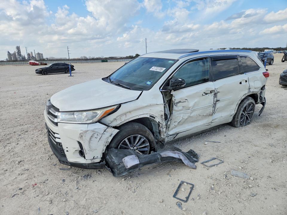 2018 Toyota Highlander xle