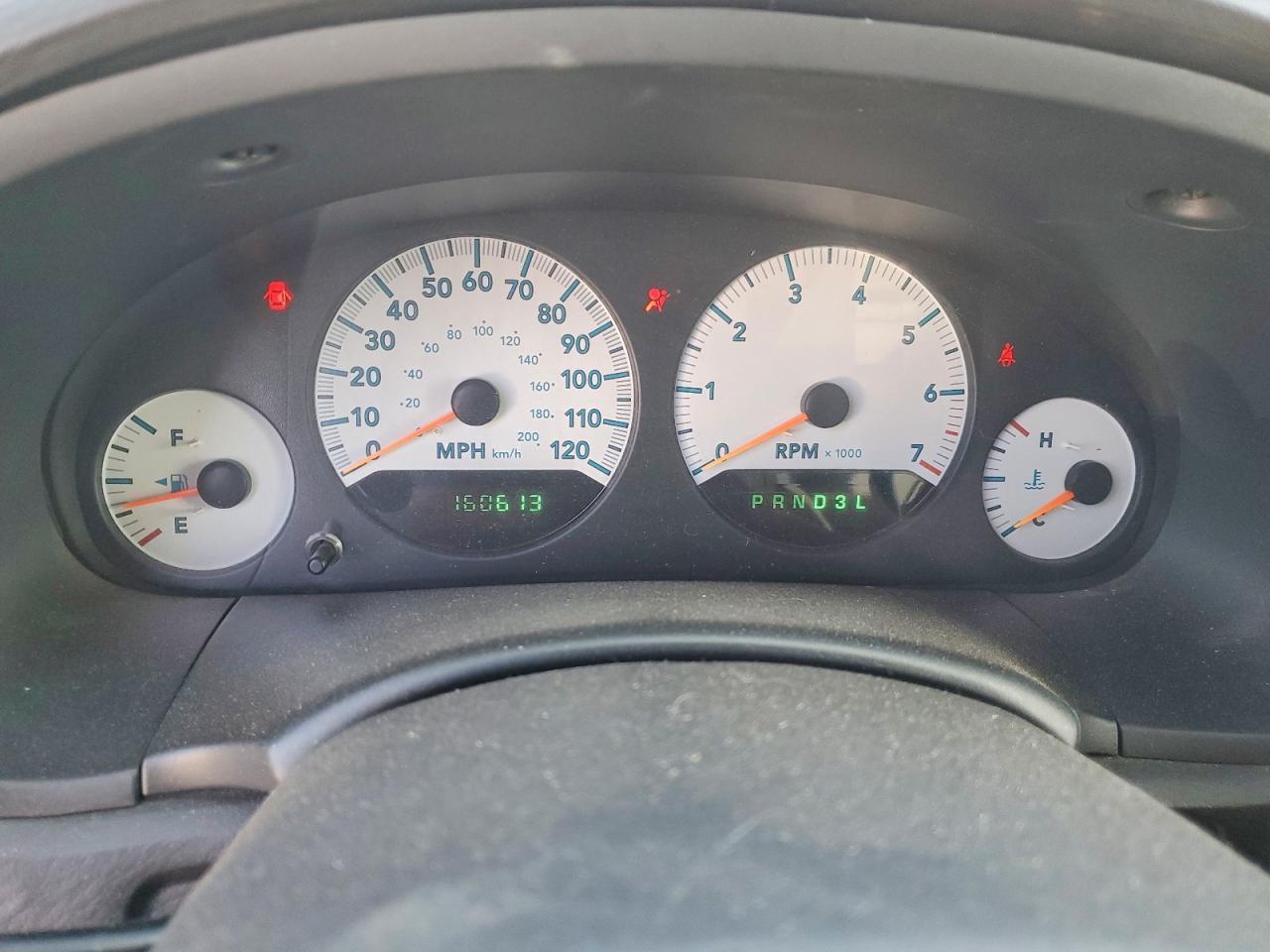 2005 Dodg Caravan se