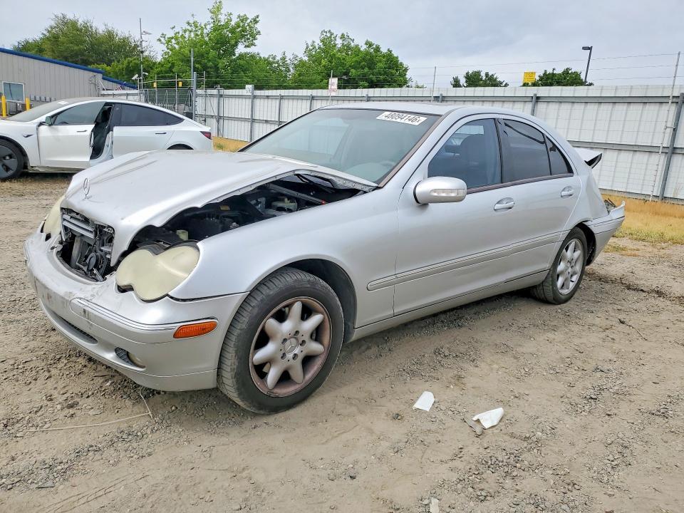 2001 Mercedes-Benz C 320