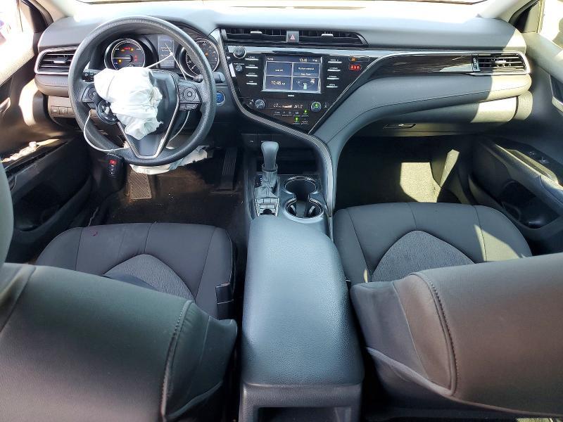 2020 Toyota Camry Hybrid le