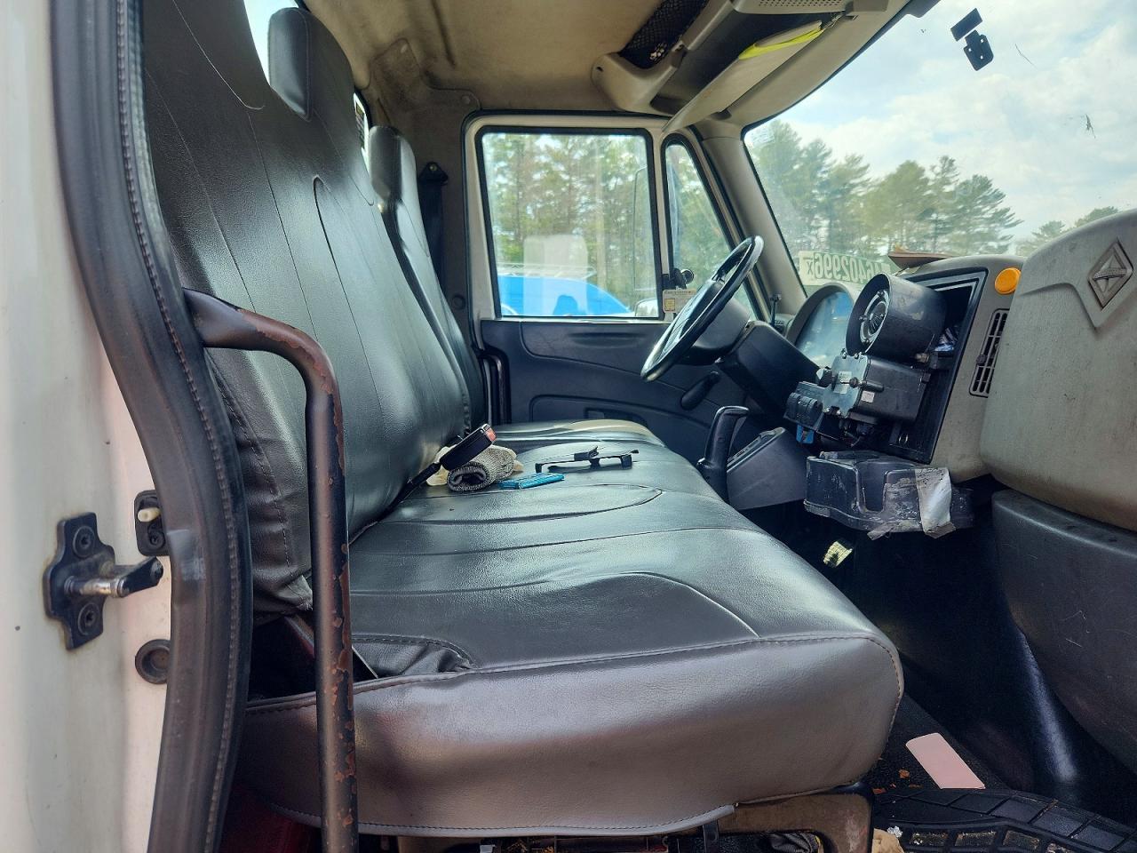 2012 International 4300 Cable Placer Bucket Truck