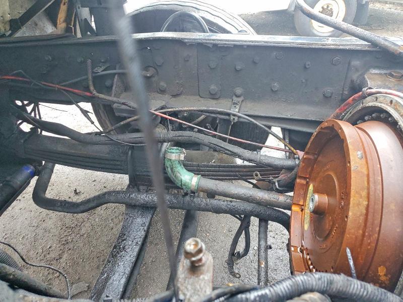 2011 Mack 600 MRU600