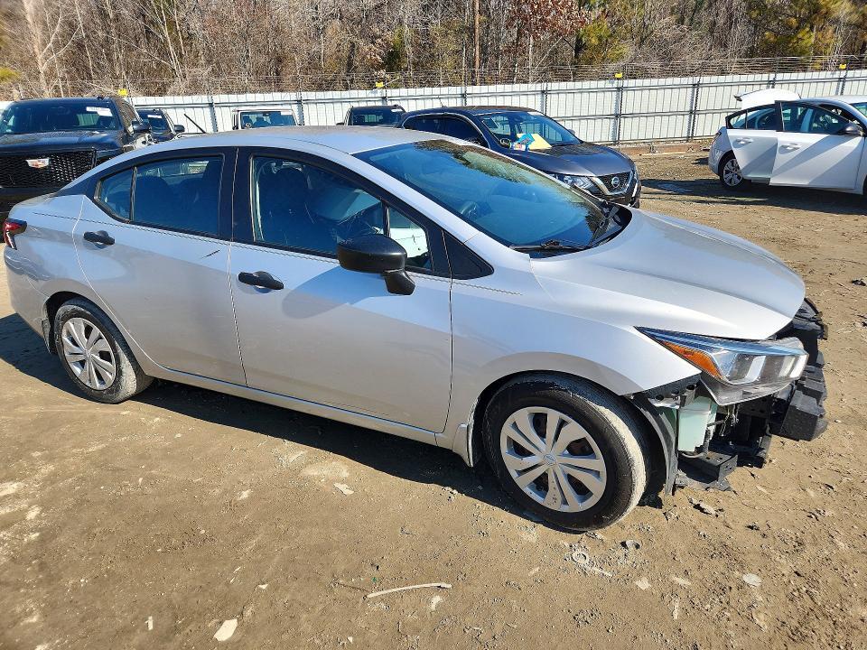 2020 Nissan Versa s