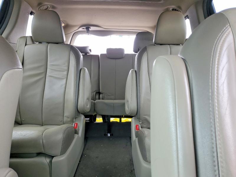 2013 Toyota Sienna Limited 7-passenger