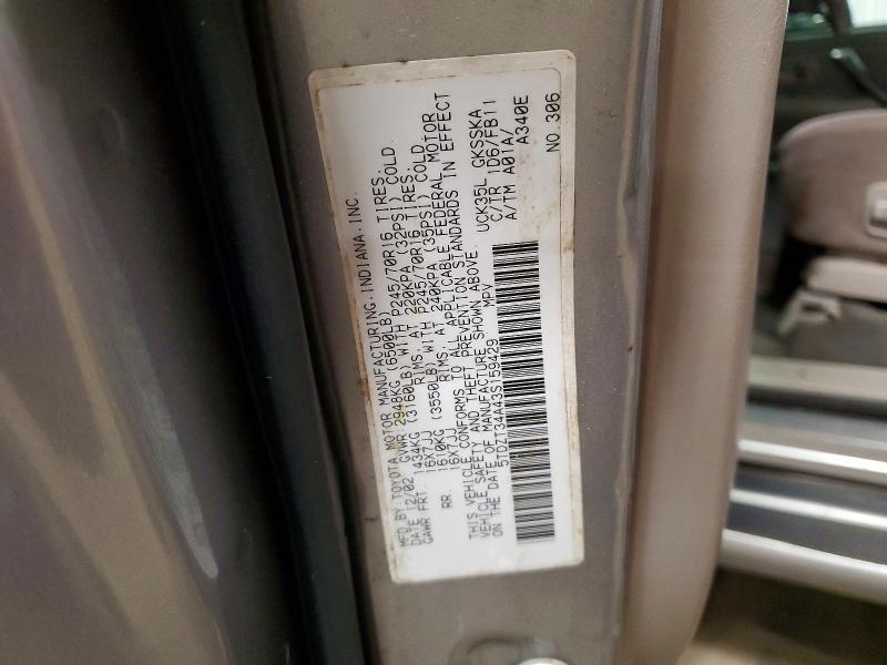 2003 Toyota Sequoia SR5