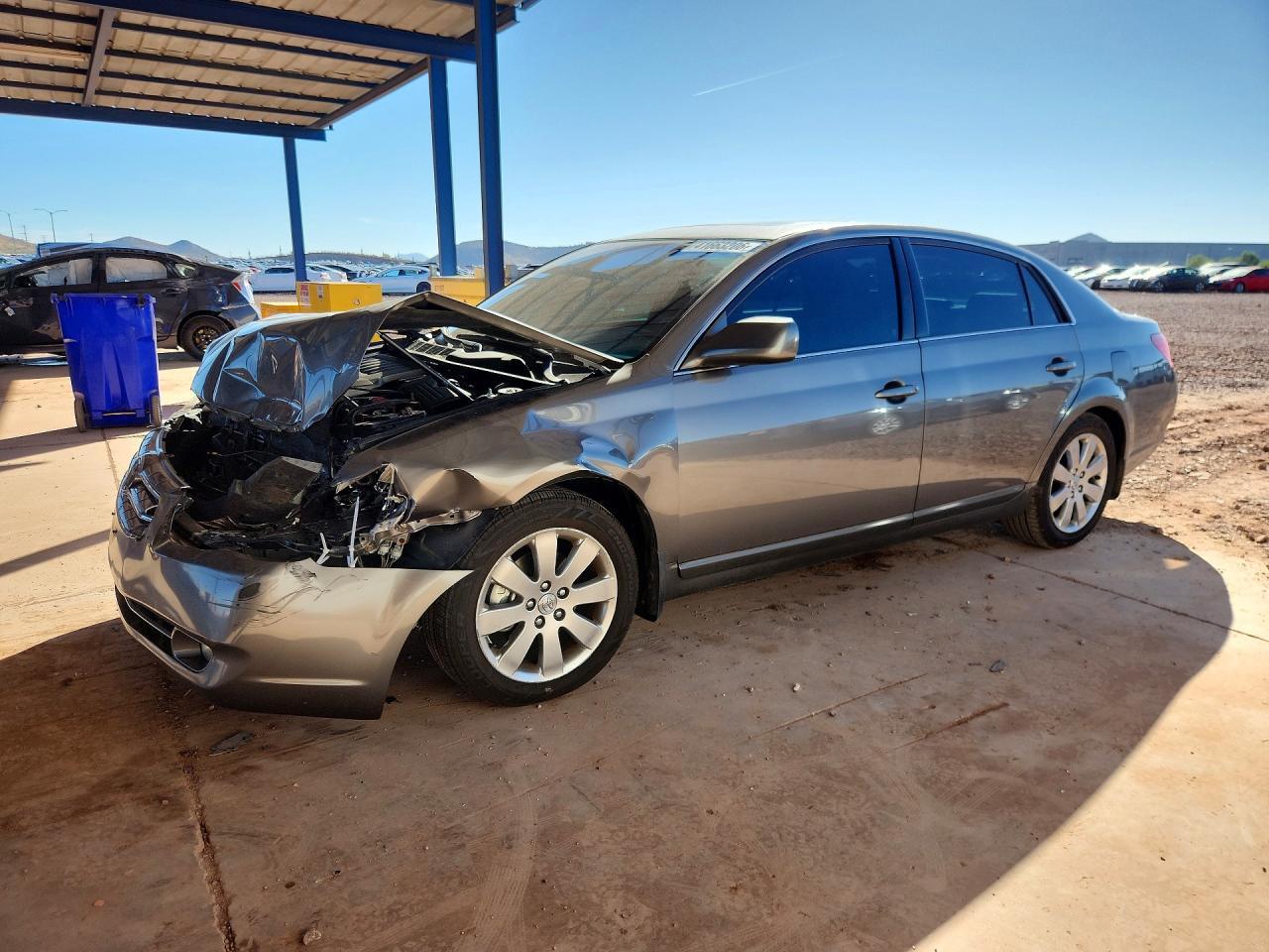 2005 Toyota Avalon xls