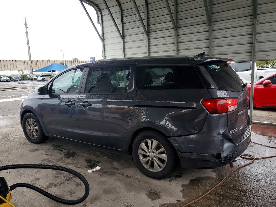 2015 KIA Sedona lx