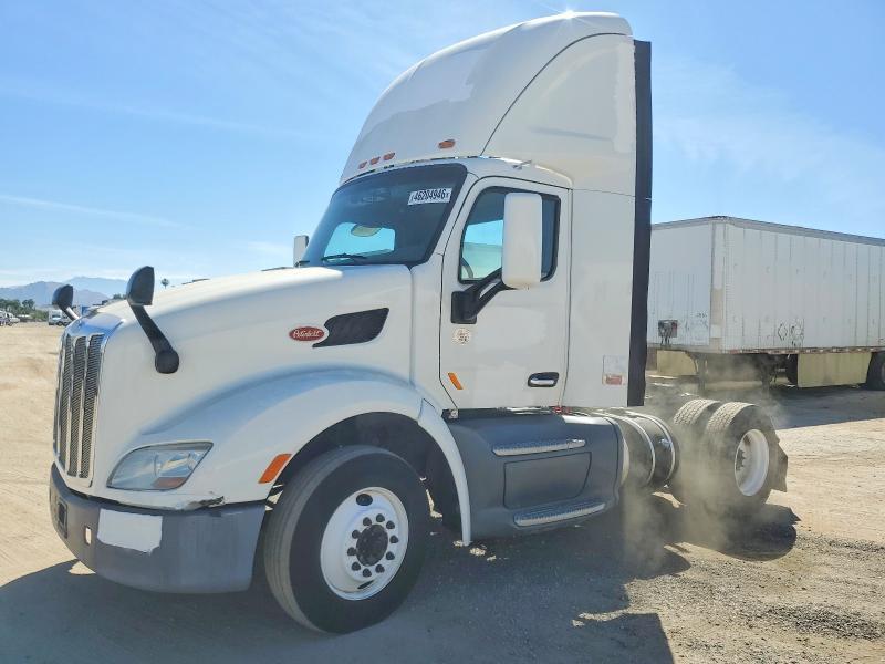 2018 Peterbilt 579 Semi Truck
