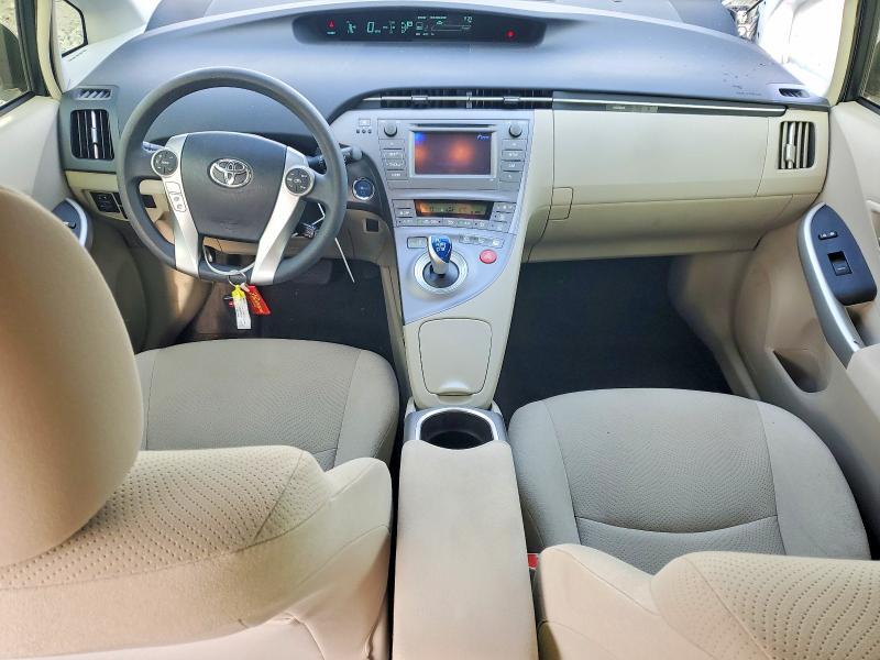 2014 Toyota Prius two