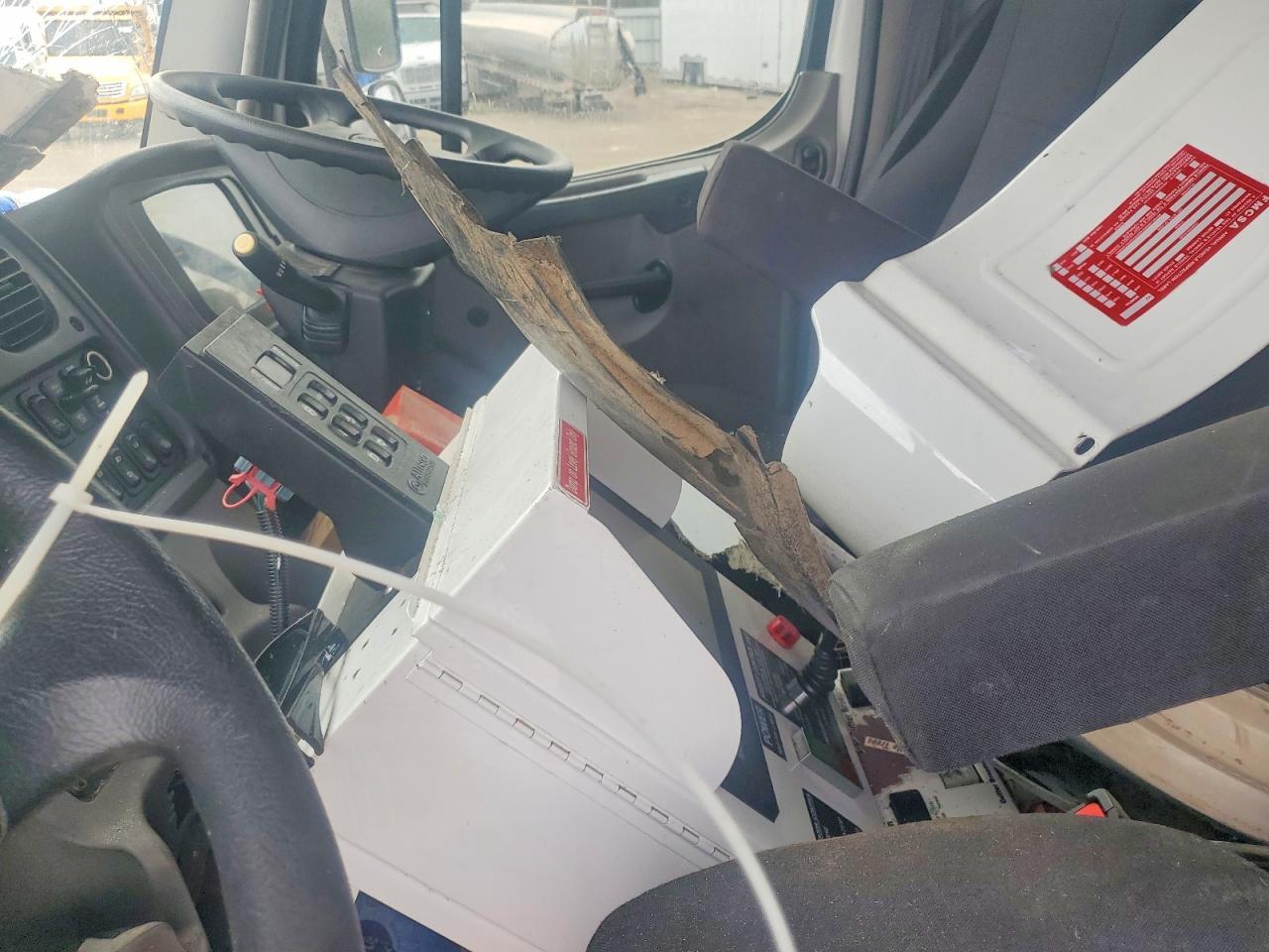 2024 Freightliner M2 106 Medium Duty