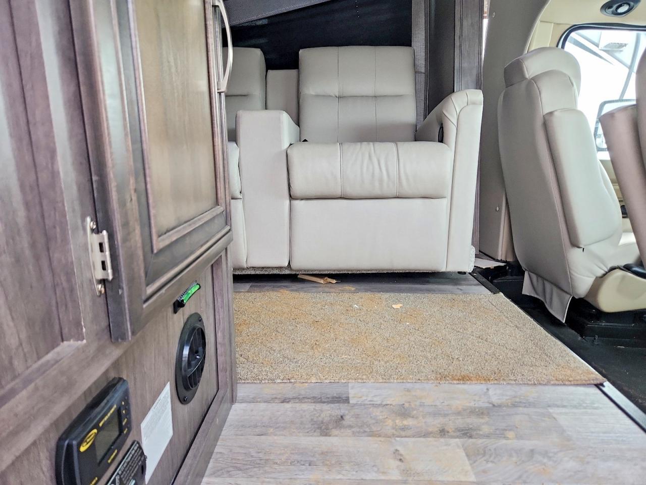 2023 Ford E450 RV
