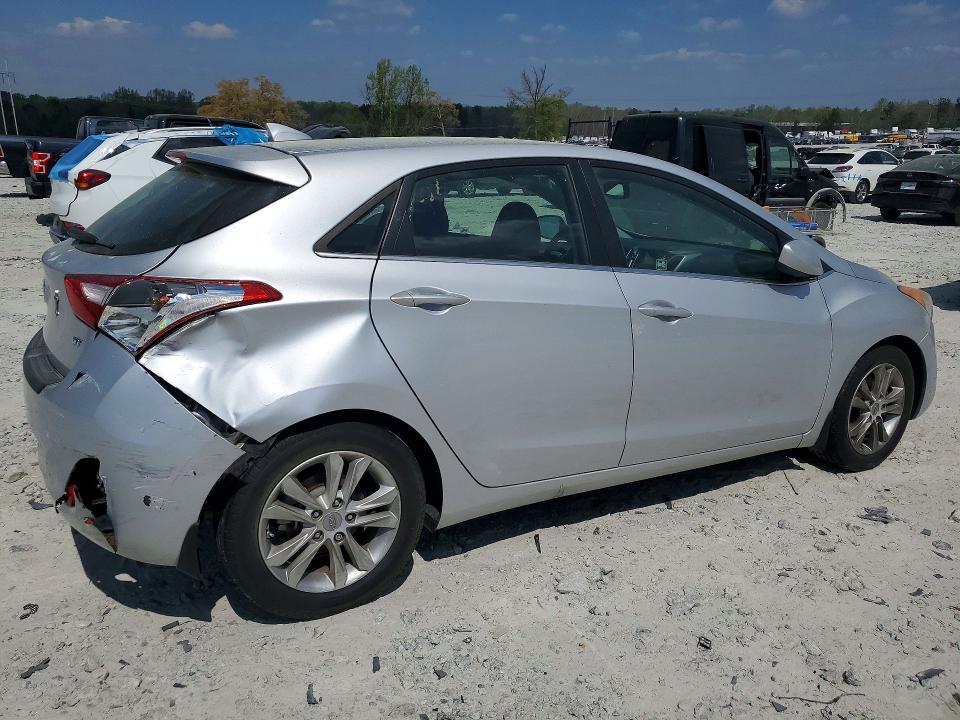 2013 Hyundai Elantra gt Base