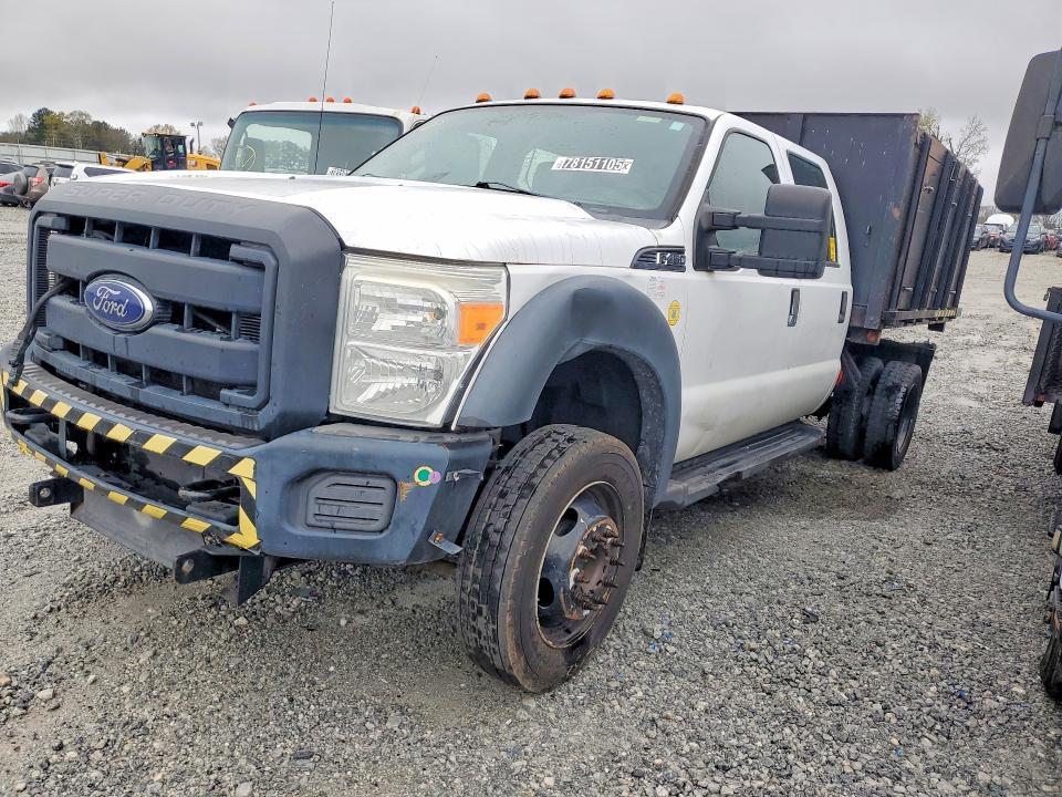 2015 Ford F450 Super Duty Flatbed Truck