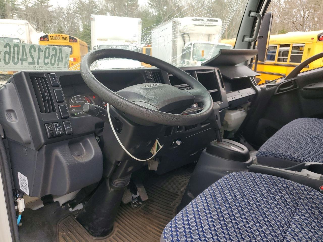 2024 Isuzu NPR HD BOX Truck