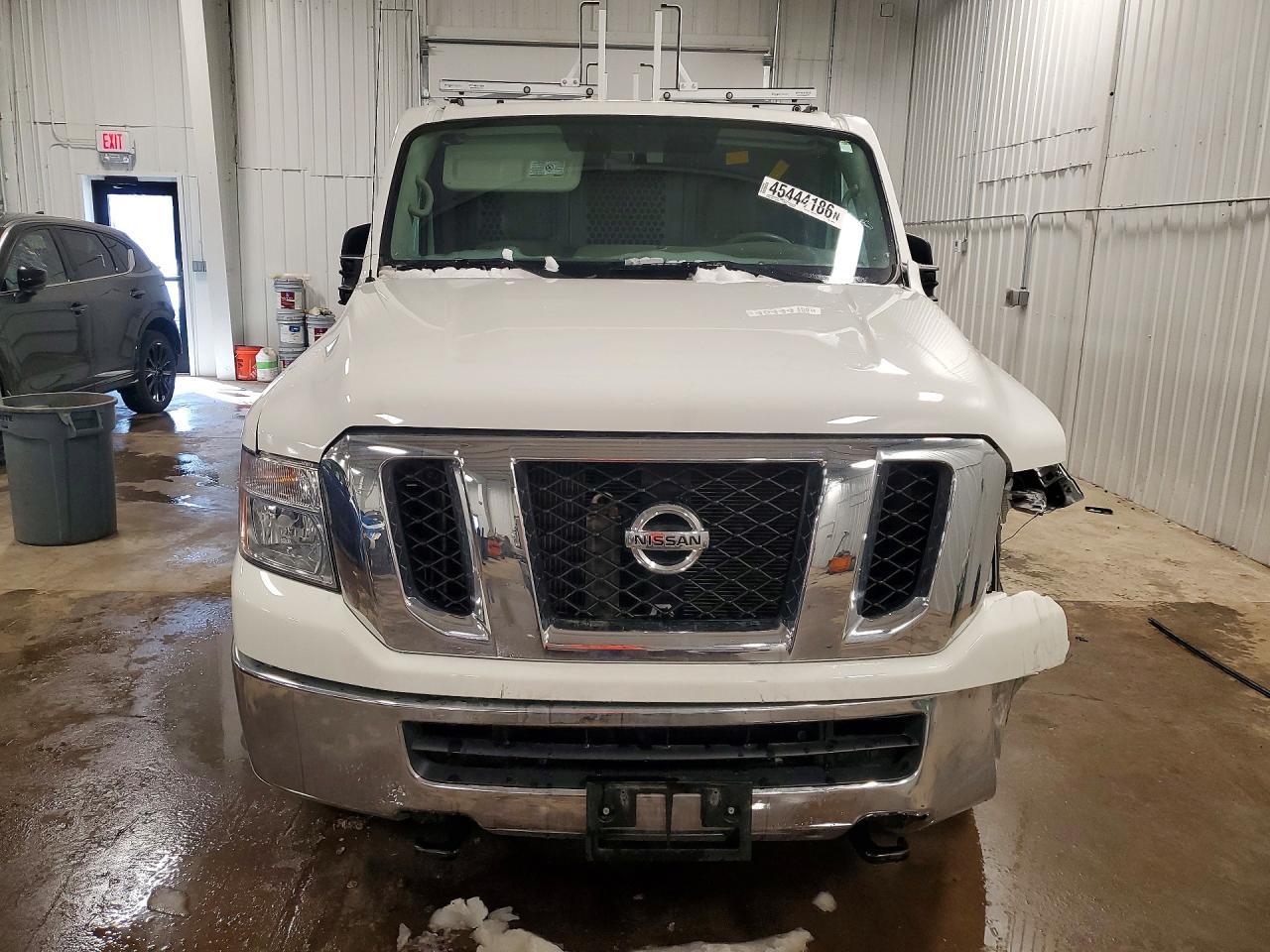 2020 Nissan NV 3500 HD SL