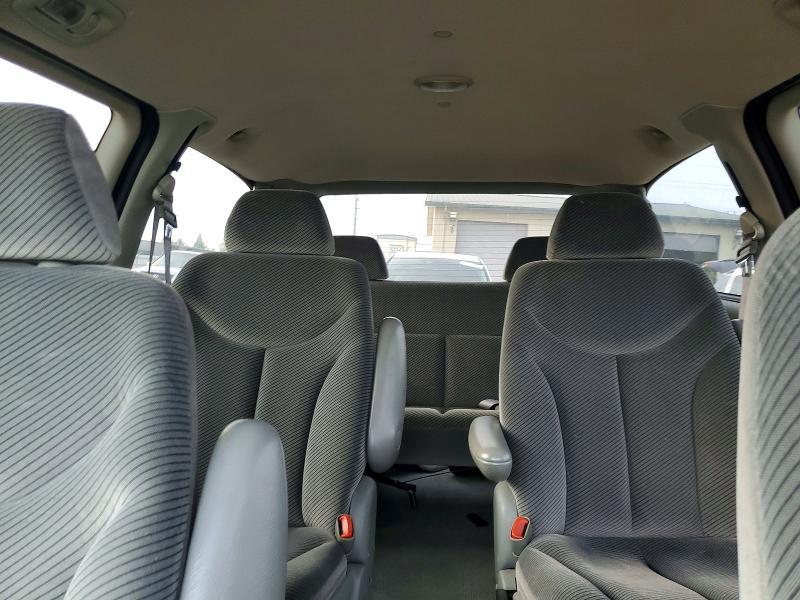 1996 Dodge Grand Caravan le