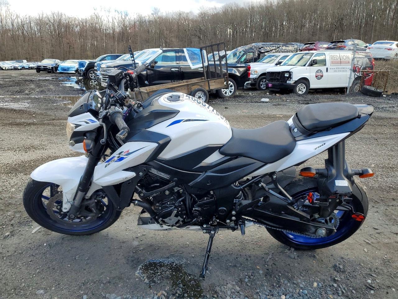 2019 Suzuki GSX-S750 M