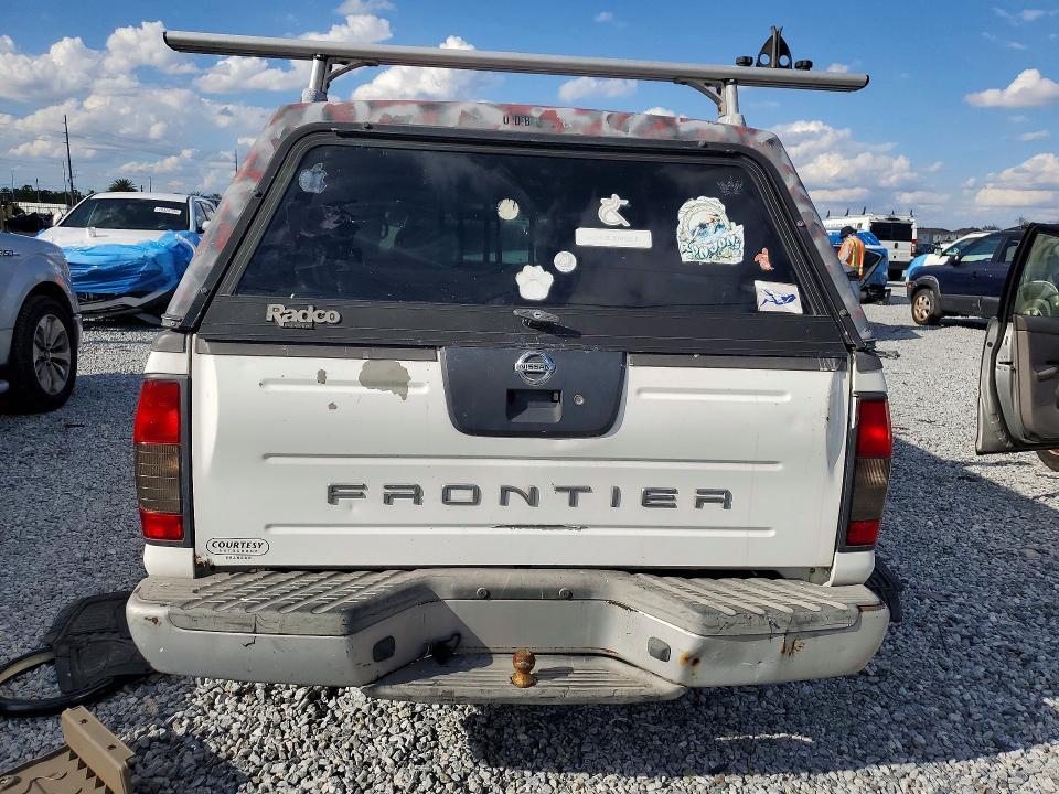 2004 Nissan Frontier Standard