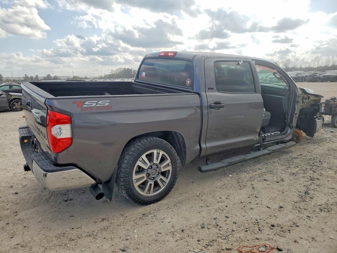 2019 Toyota Tundra SR5