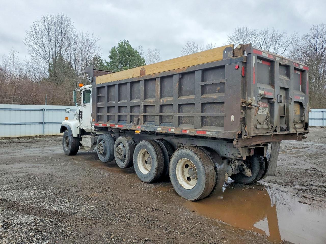 1996 International Paystar 5000SFA