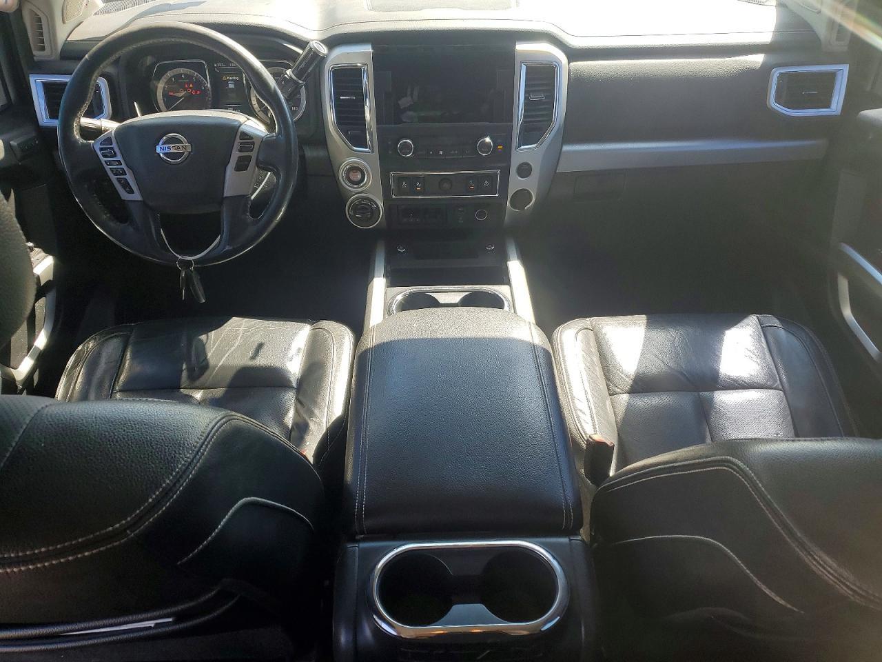 2017 Nissan Titan PRO-4X
