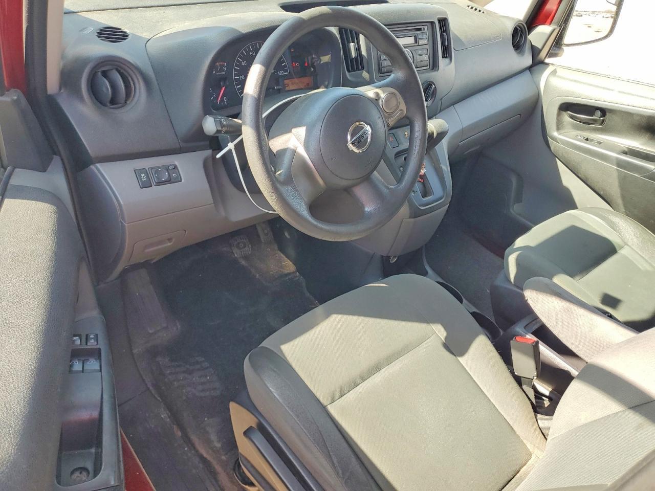 2013 Nissan NV200 S