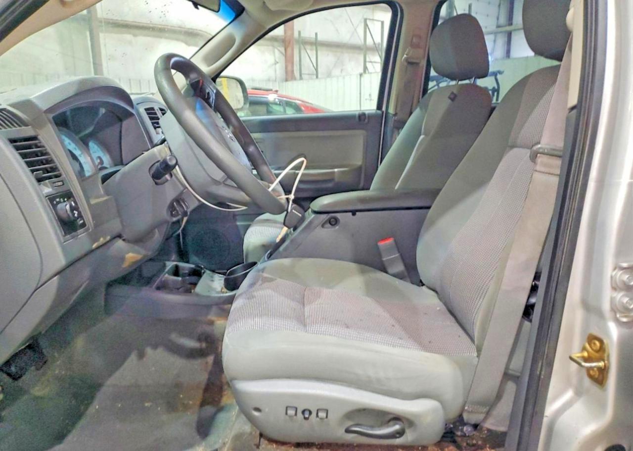 2007 Dodge Dakota Quad SLT