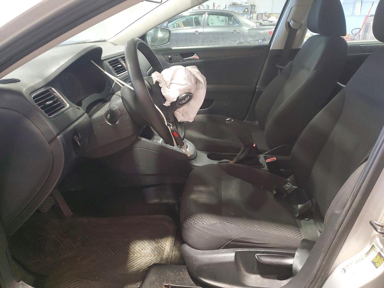 2012 Volkswagen Jetta Base