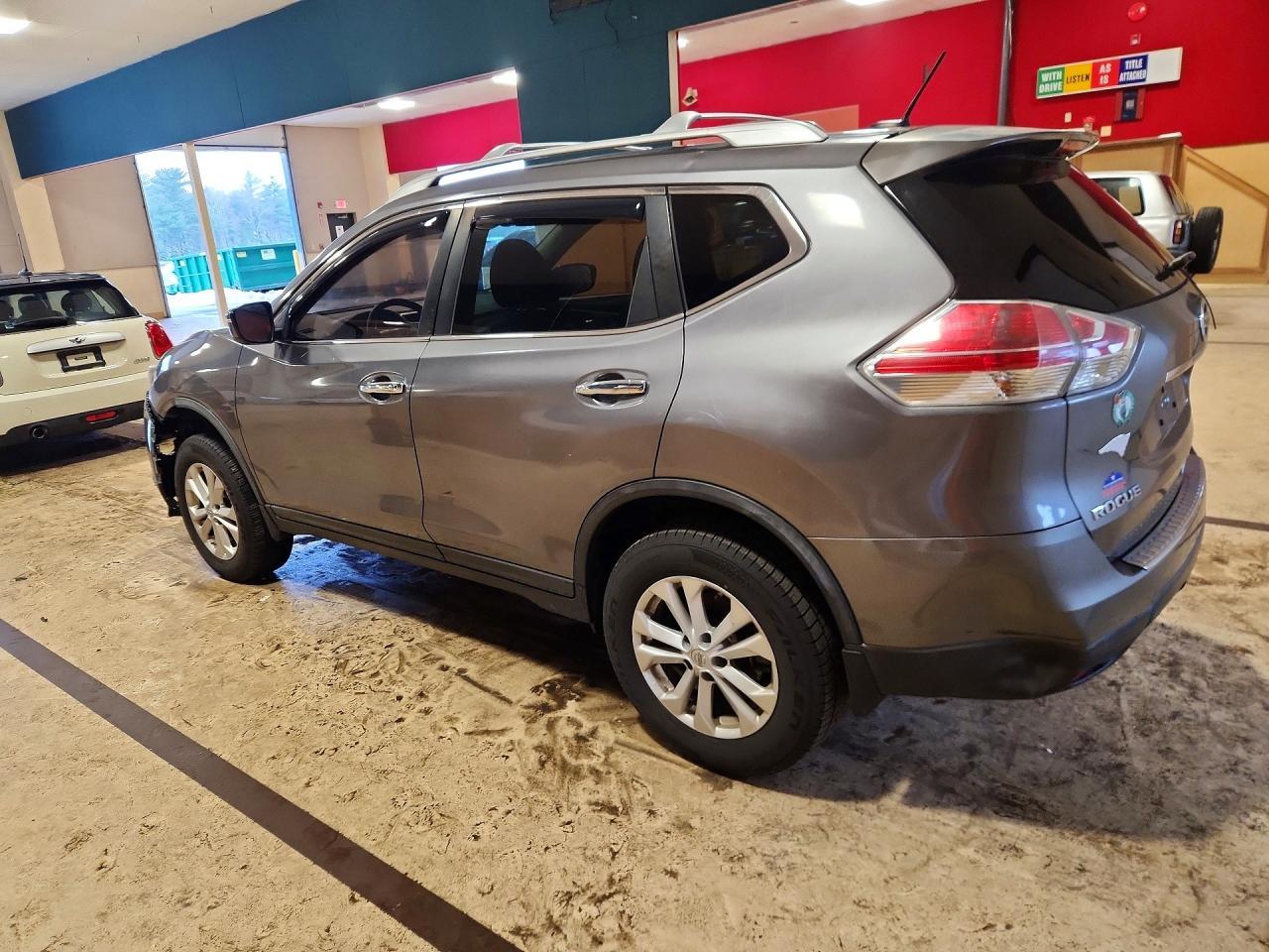 2015 Nissan Rogue sv