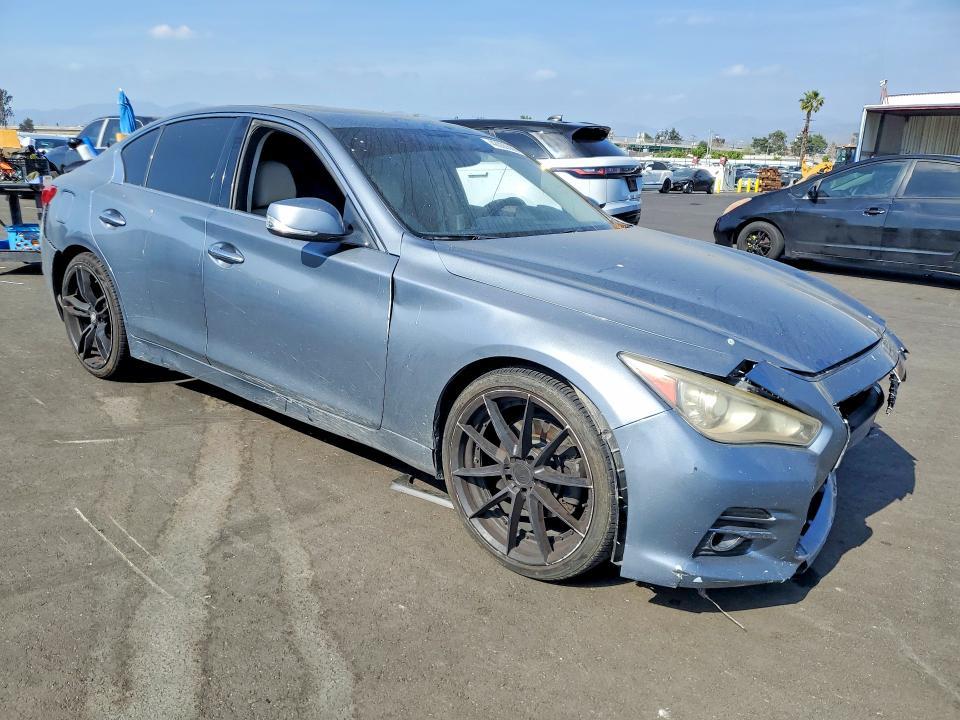 2015 Infiniti Q50 Premium