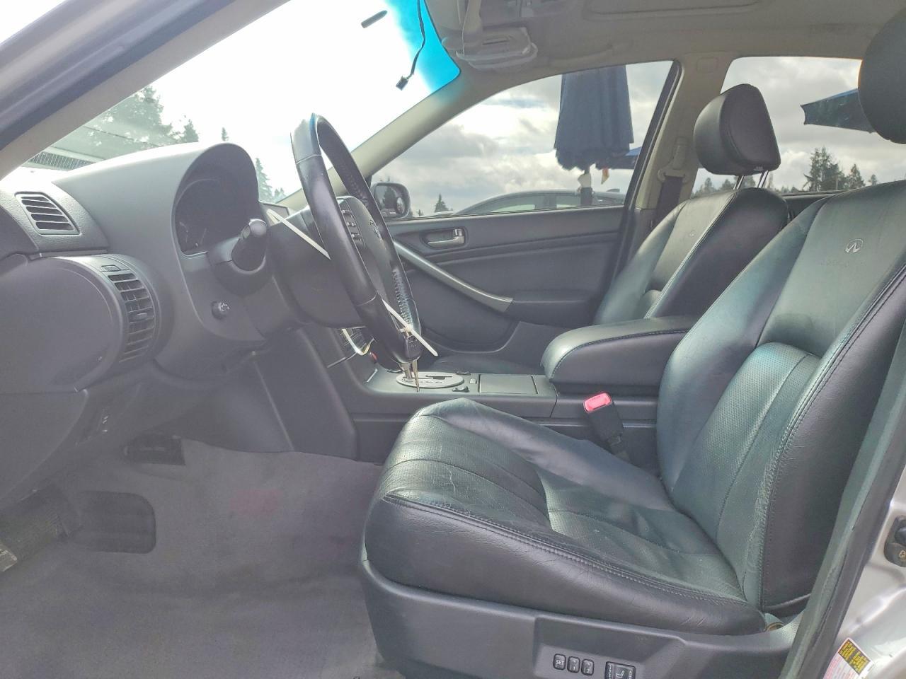2004 Infiniti G35 Base