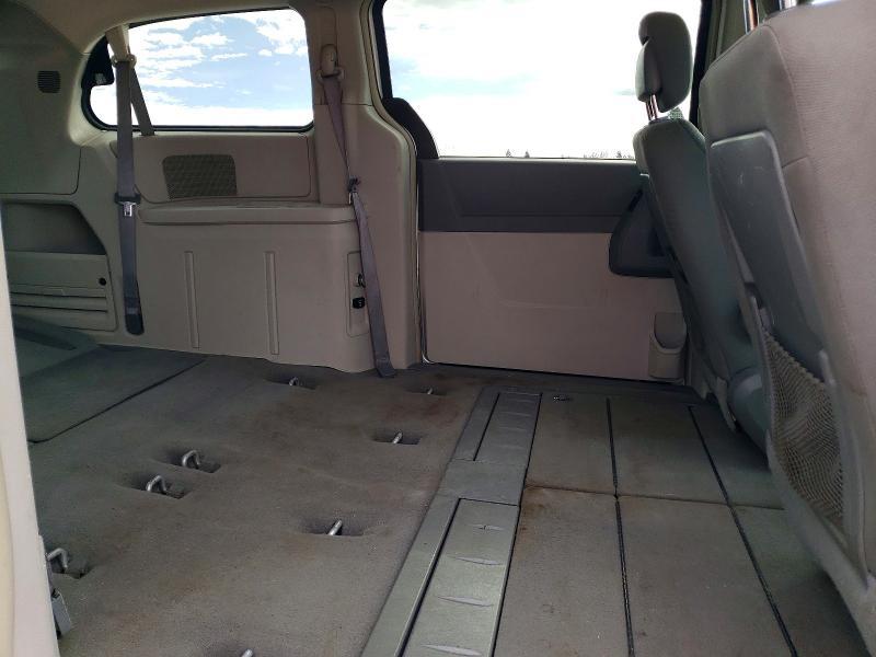 2010 Chrysler Town & Country Touring