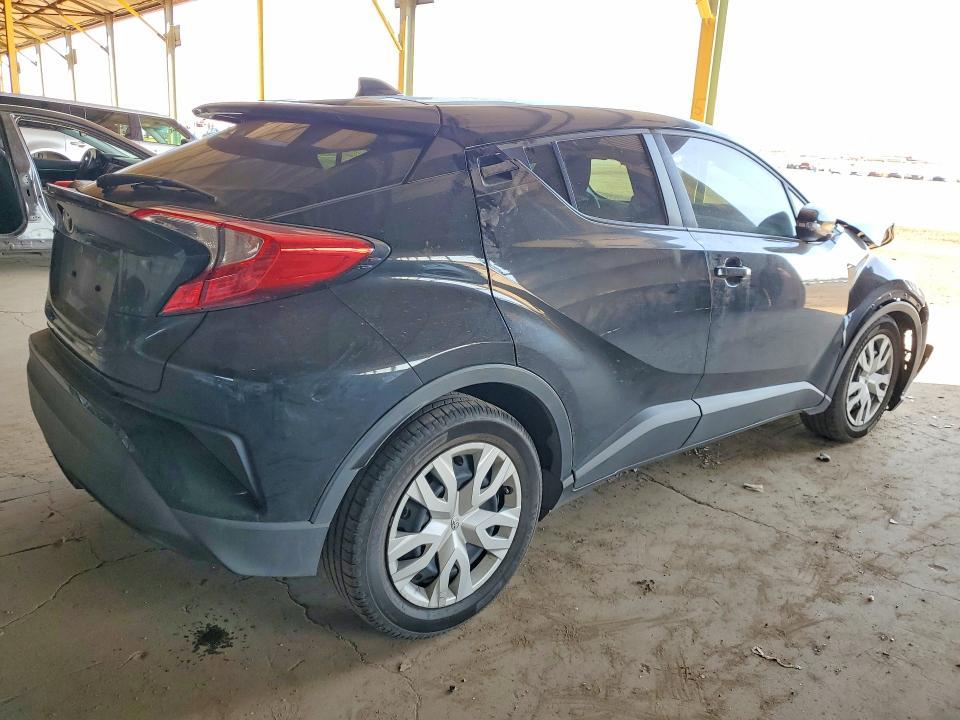 2021 Toyota C-hr le