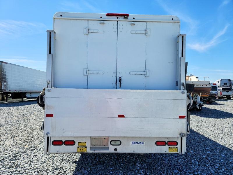 2015 Freightliner MT45G Chassis Delivery Truck