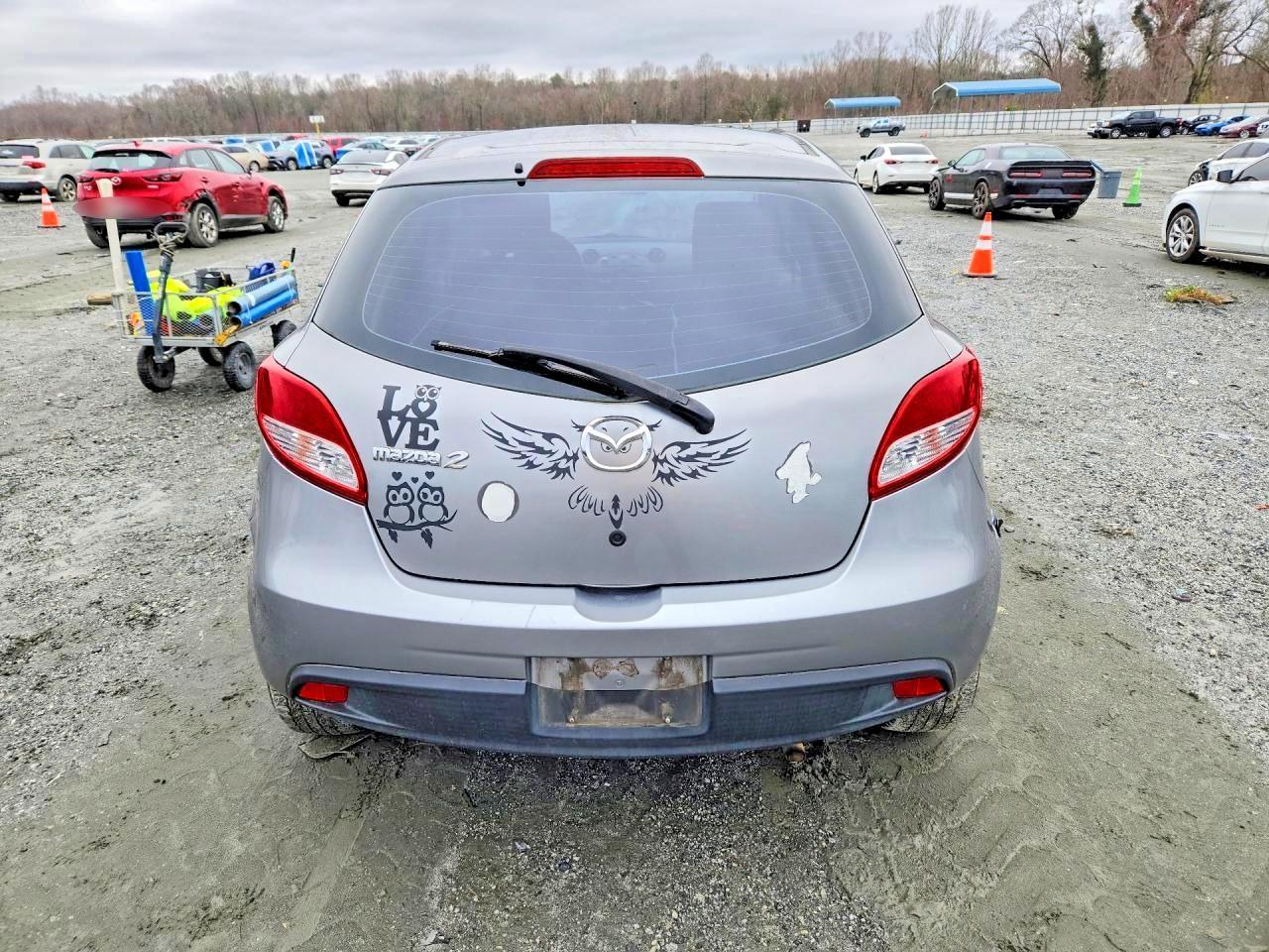 2014 Mazda 2
